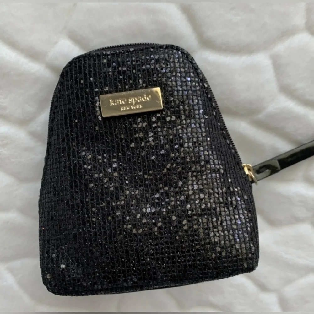 Kate Spade Clifton Lane Penguin Coin Purse - Picture 3 of 8